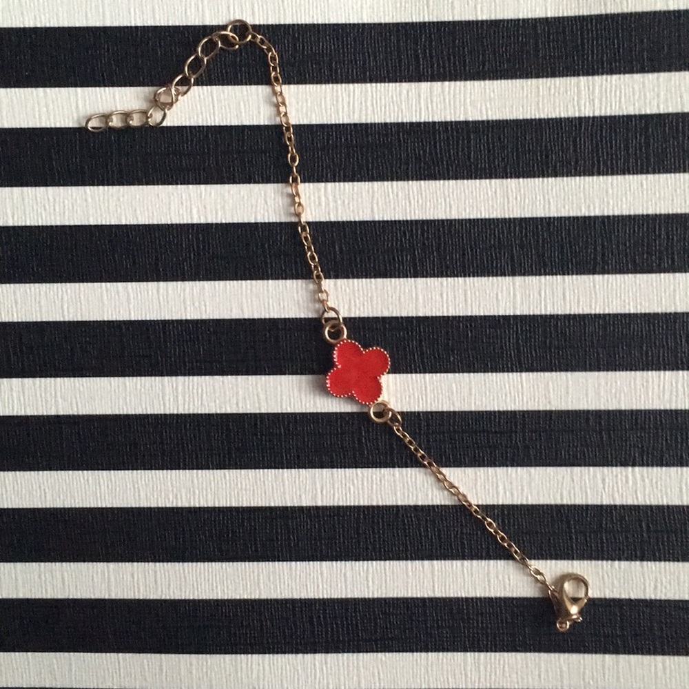 Alhambra style bracelet